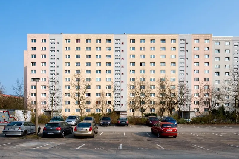 Tolle Dachgeschosswohnung mit Balkon! — photo 1